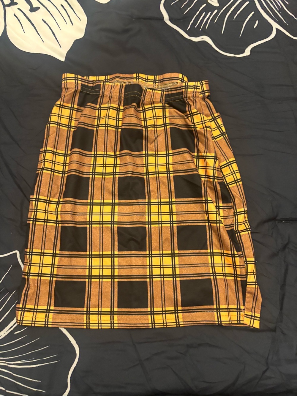 SHEIN Yellow and Black Plaid Pencil Skirt